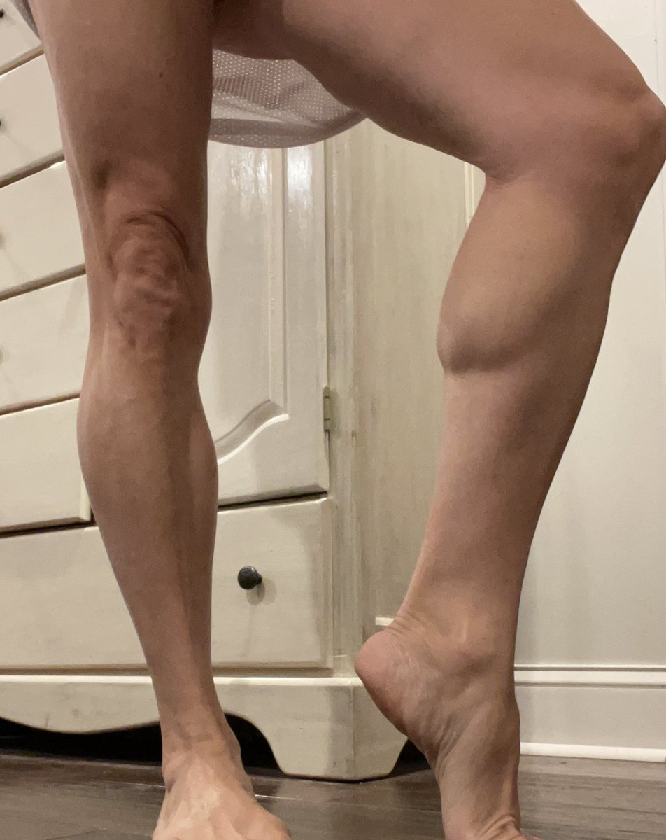 Tammyofficial53's tweet photo. #legs #Feet #feetfetich #FOOTFETİSH #legsspreadwideapart #gilf #gilfclub https://t.co/zsY3c6E8B8