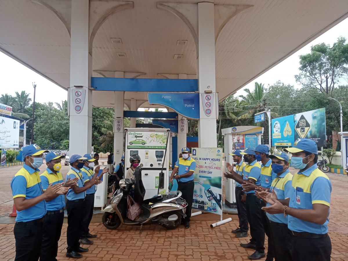 BpcRetailTvl's tweet photo. Congratulations to all the lucky customers who won Rs 200/- free fuel during #Happy Hours Campaign in the districts of Tirunelveli Retail Territory @BPCLimited @BPCLRetail @8singhi https://t.co/sq4JmRTsRf