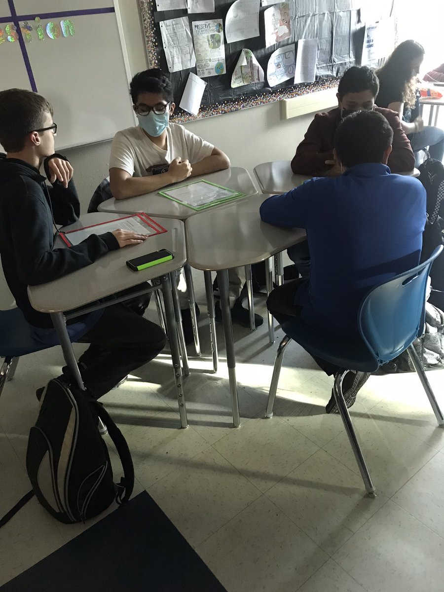 MsStewiesClass's tweet photo. SS Research spent their day preparing for their Science Fair presentation on Saturday. #ThisIsSEA @NISDJaySEA https://t.co/VVMgFnWcrv