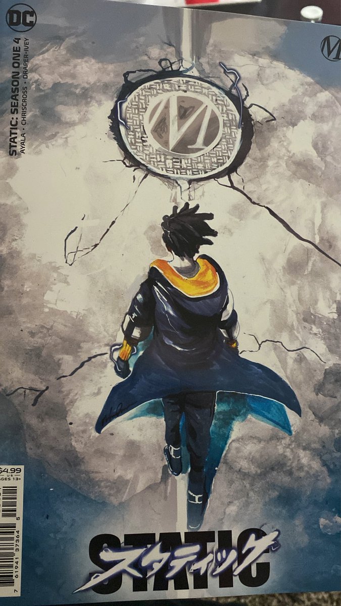 2w_o's tweet photo. #StaticSeasonOne #4 Variant cover and regular issue https://t.co/DgrN8VHd3U