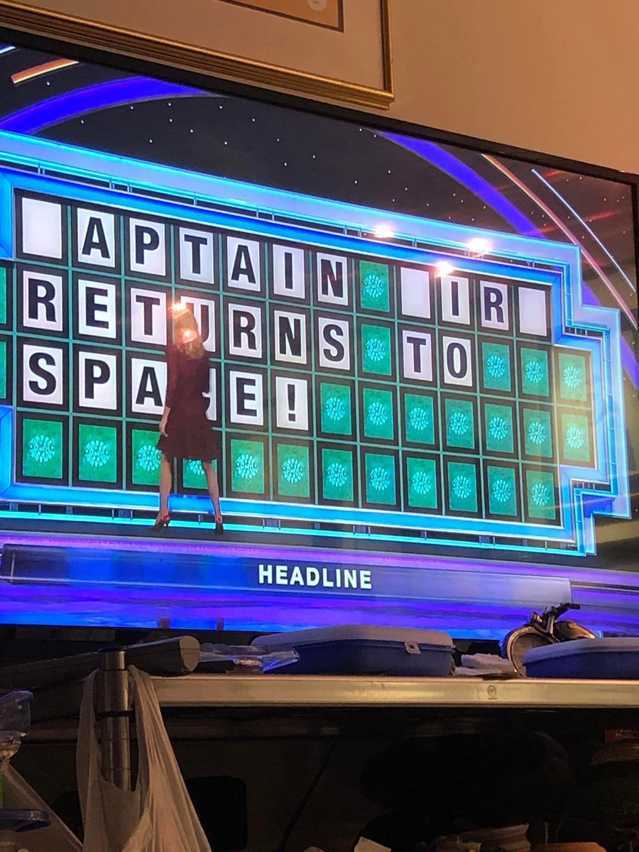 mccobalt's tweet photo. @WilliamShatner today on Wheel of Fortune! https://t.co/Jd8obktd8C