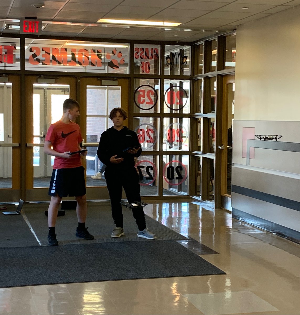 mrsadambizteach's tweet photo. Collaboration in Coding, App, and Game Design class #dancingdrones https://t.co/e3wW2DPH4L