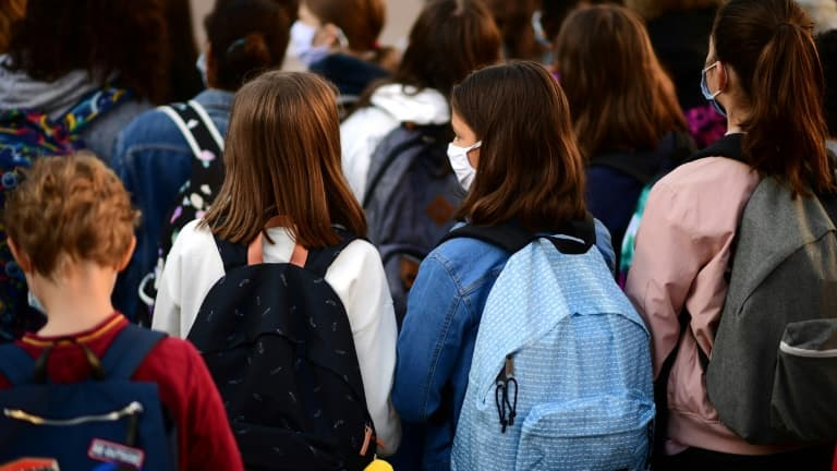 BFMTV's tweet photo. 🔴 EN DIRECT
Covid: le nombre de cas positifs augmente à l'école
https://t.co/nE0bit5wFE https://t.co/E14owiqNsi