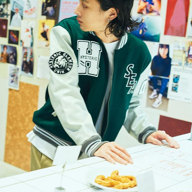 fullress's tweet photo. 【12/4 発売】
・HYSTERIC GLAMOUR オンライン 12/4 12:00
・WIND AND SEA オンライン 12/4 12:00

HYSTERIC GLAMOUR × WIND AND SEA (ヒステリックグラマー ウィンダンシー)
https://t.co/F8neo7nZTe https://t.co/XtqaVLRKTS