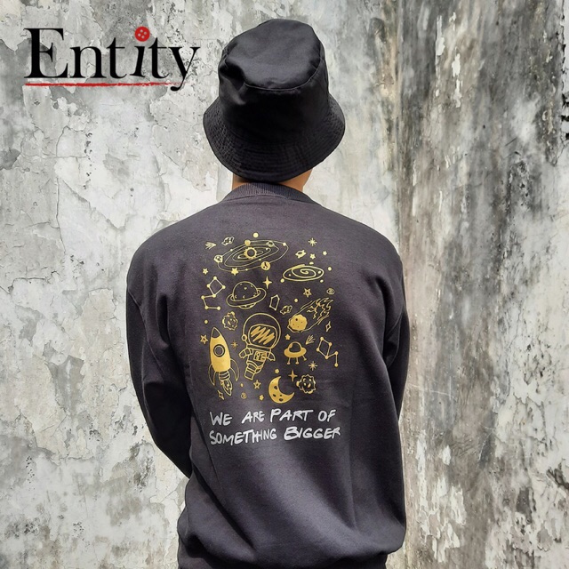 entitytheoutfit's tweet photo. Saya menjual Sweater Crewneck Swe... seharga Rp115.000. Dapatkan di Shopee sekarang! https://t.co/b1dqYzGR8g #ShopeeID https://t.co/H4OXkjrfXr