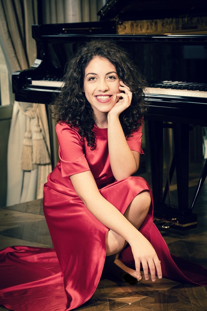 CultureVdA's tweet photo. #3dicembre Prosegue in #biblioteca regionale l'iniziativa #PrimadelConcerto a cura di Liliana Balestra.
Lunedì #6dicembre alle 18 verrà presentato il programma della pianista @BeatriceRana
Info: https://t.co/nSbfufp7zB
#SaisonCulturelle
#Chopin #Debussy #Stravinskij https://t.co/PNiWKvJitp