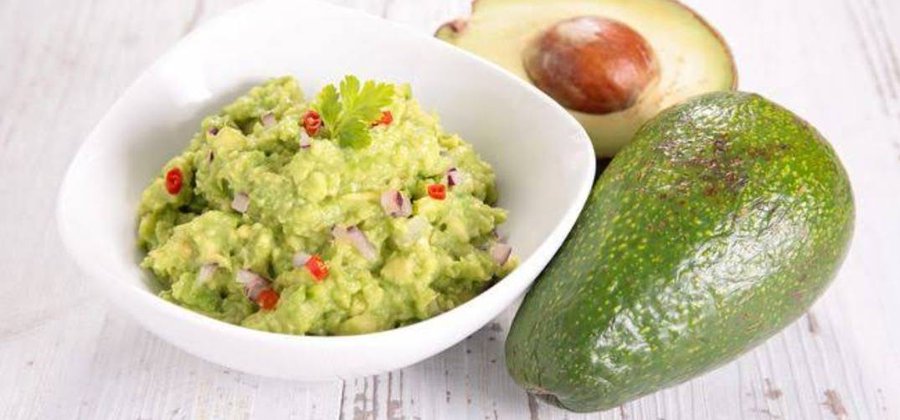 Avocado is one on my top food choices. It's delicious and can be used for a healthy salad or salad dressing.

But it is also high in healthy monounsaturated fats that improve #cholesterol levels, #bloodpressure and help keep you satisfied longer and therefore good for #weightloss