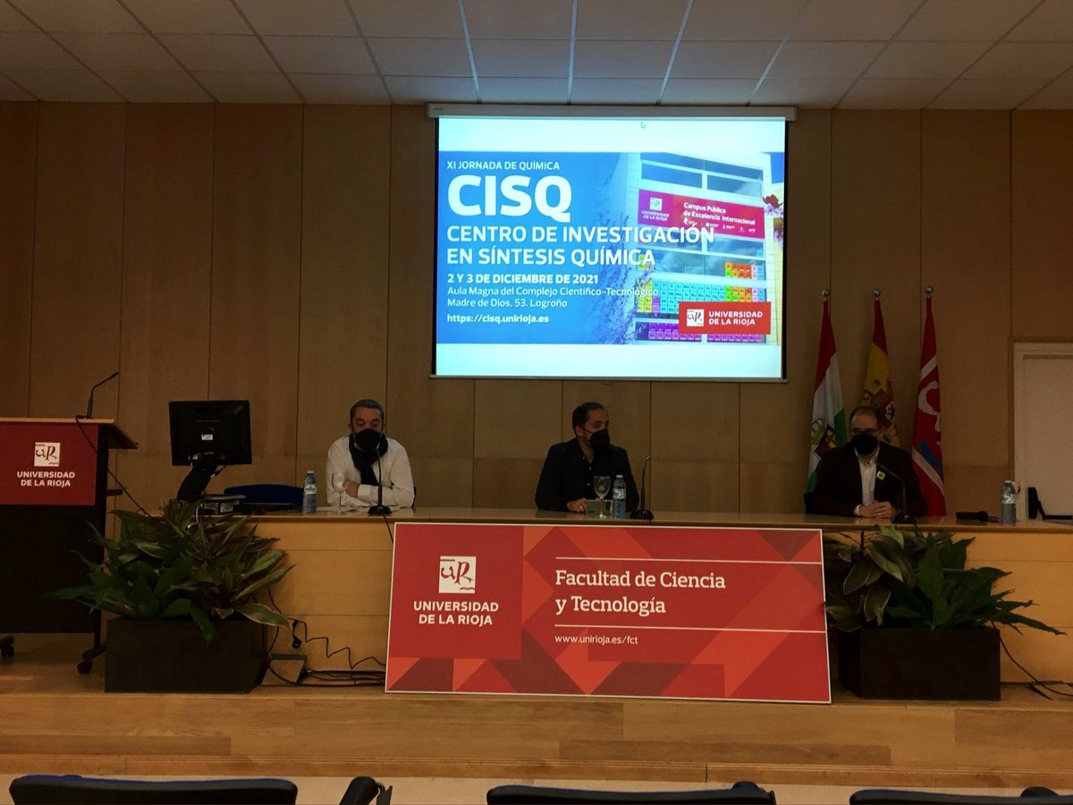 hebusto's tweet image. Inaugurando junto con @EduardoFonsec31 y @JMLdeLuzuriaga la XI Jornada del Centro de Investigación en Síntesis Química de @unirioja. #CISQ #AquiHayMuchaQuimica