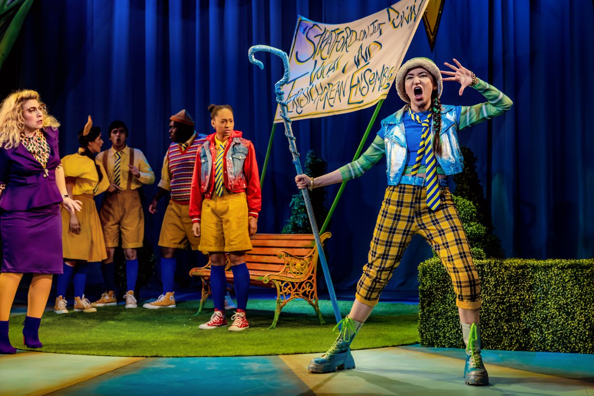 WhatsOnStage's tweet photo. Red Riding Hood at Theatre Royal Stratford East – first look https://t.co/OiOtMl4yMd https://t.co/M2uDaFpHEW