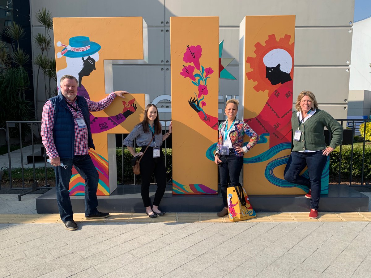 Lindsey @ Custom Ed tweet media