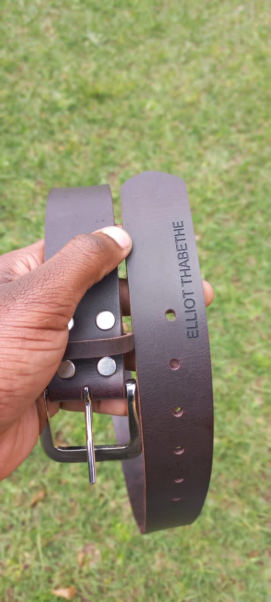 OneStopDesigner's tweet photo. #AD|| Affordable and high-quality leather. 

R130 for watch stripes 
R150 for women watches
R180 for men watches 
R250 for a belt 

An additional R20 to add your name

R60 courier via Pep 

Contact:060 322 1230

#Uthandonesthembu| Amanda| Jub Jub https://t.co/HCZHpUHdeG