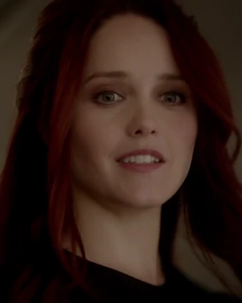 imamriteshsingh's tweet photo. ok come on that voice/accent on the call was definitely AURORA DE MARTEL #legacies https://t.co/mCljjlnY7I