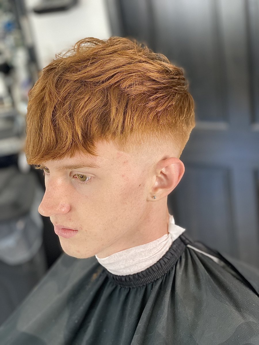 ADubTheBarber's tweet photo. Book your appointment online 👇🏼✅
https://t.co/KiMgrU7CYF
•
•
•
#baldfade #haircut #skinfade  #barbershopconnect  #barber #barbers #barbering #barbergang #barberlife #menshair #barbershop #barberrespect #barberlife #buffalony #buffalobarber #like4like #mensfashion #hair https://t.co/Ba6QVDID7Q