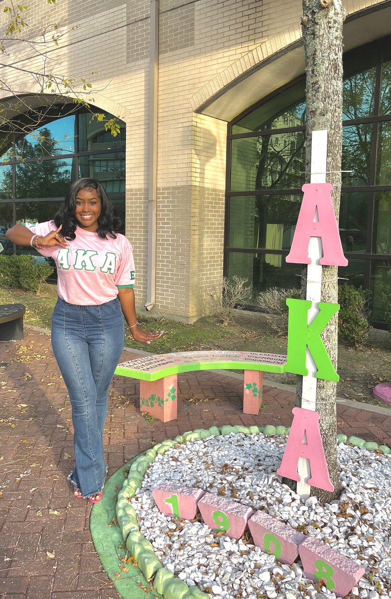 twenty-phive but I'm still in PHirst place💗💚  #PHirstdayout