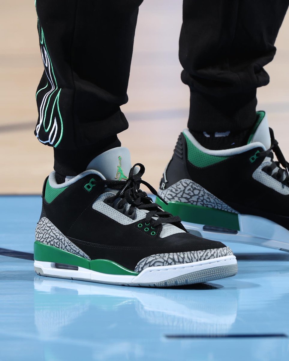 pine green 3s outfit