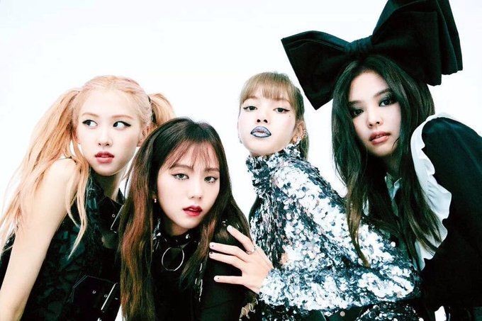 Lifrven's tweet photo. BLACKPINK EL UNICO GG QUE LE PUEDE HACER COMPETENCIA A CUALQUIER BG. 
#blackpinkdiamond
#blackpinkbestgg
#BLACKPINK 
#lisaunicabestdancer
#lisapretty
#jisoopretty
#rosépretty
#jenniepretty
#jennieperfect
#jisooperfect
#roséperfect
#Lisaperfect
#blackpinkpavedtheirownway https://t.co/pPD0UCz6TC