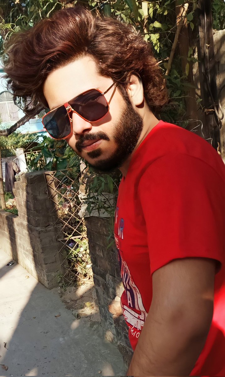 KingKunal05's tweet photo. RED ♥️ LOVE #KunalMukherjee #Pleasedofollowme🤞🏻 #Followforfollowback #Loveyouallguys♥️ #Keepsupportingme😇 #Likemytweet https://t.co/LHn67LJMeG