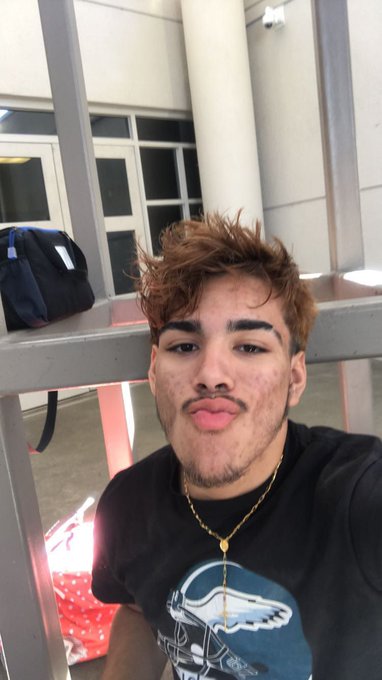 Throw backkkk 🙈🙊😍😍😍   My acne was bad like two years ago so keep ya head up it&rsquo;ll get better 4 u 2 https://t