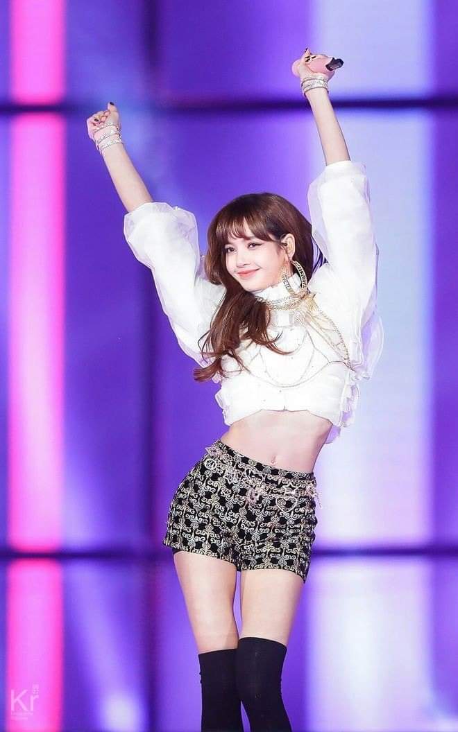 I vote #MAMAVOTE #lisa