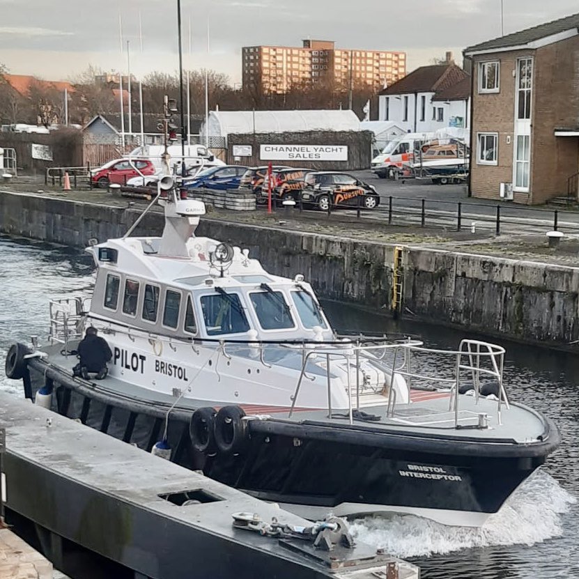 Bristol Harbour tweet media