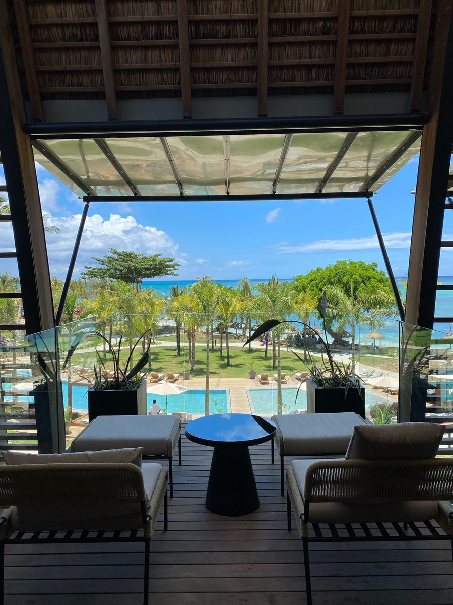 Jessicapook91's tweet photo. Located on the northern shores of Mauritius, @luxgrandbaie is the new flagship property for @luxresorts. If clients are looking for the WOW factor, they will find it here. From fresh seafood at Beach Rouge to pools overlooking the sea, the newly opened resort is sure to impress! https://t.co/8BAH60Crt4