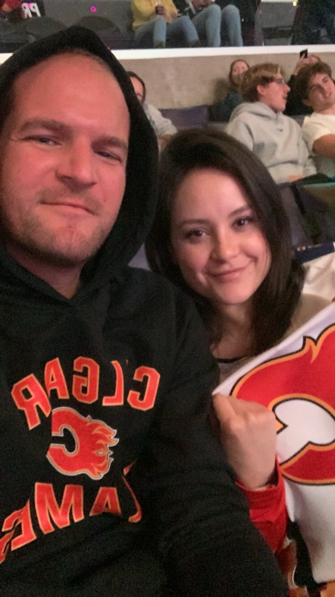 carlybondar's tweet photo. #Flames 
@Besterphilip https://t.co/9lbC6TelkQ