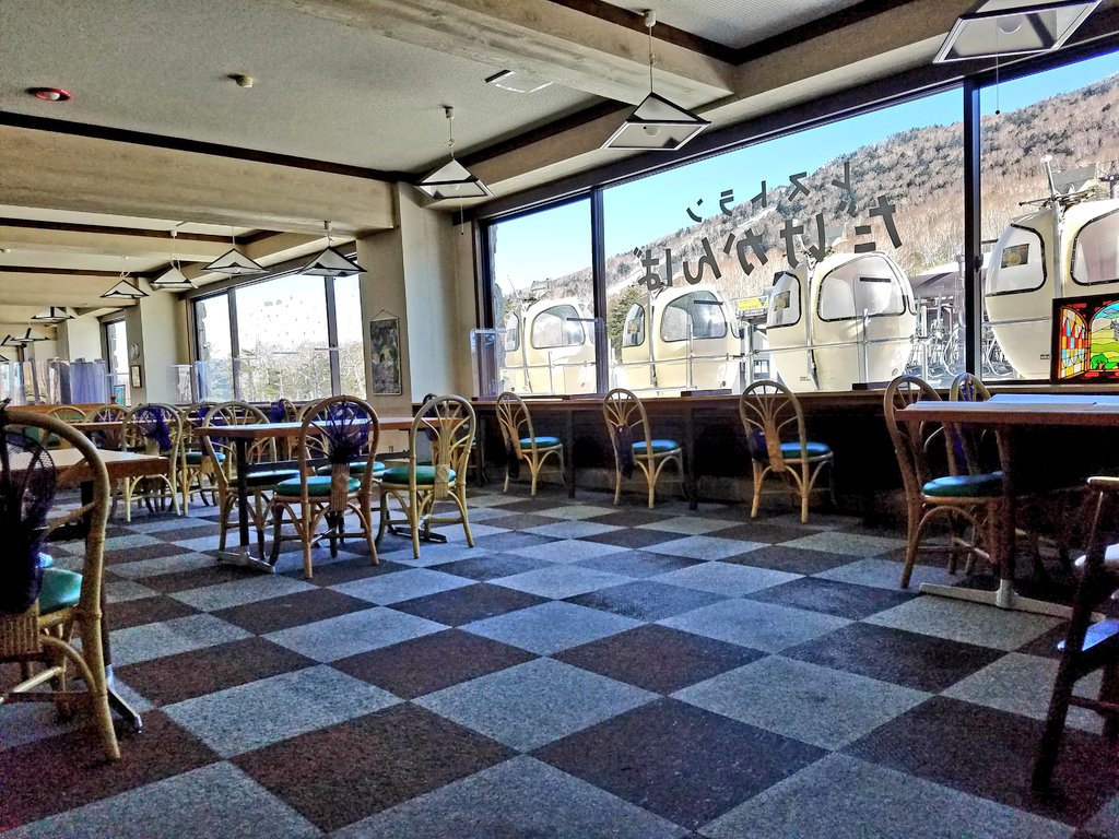 高天ヶ原マンモススキー場です。本日快晴🌞🌞明日から"レストランだけかんば"もオープンします。ご利用ください。