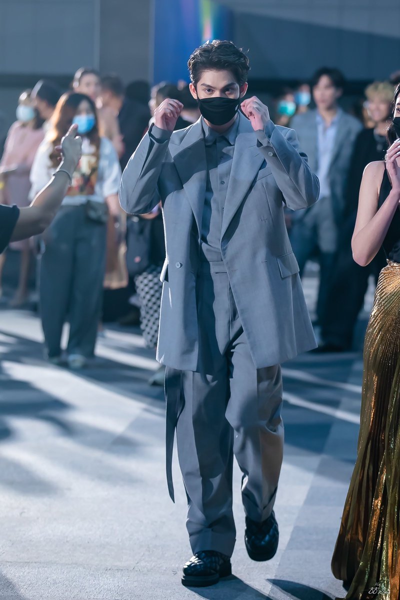 bb_gun_bell's tweet image. I just wanna เป็นแฟนยูได้บ่ โอ้ล่ะน้อ รูปบ่หล่อ แขนเป็นฟอได้บ่น้อน้อง ~ 🎶☺️

@bbrightvc 
#bbrightvc