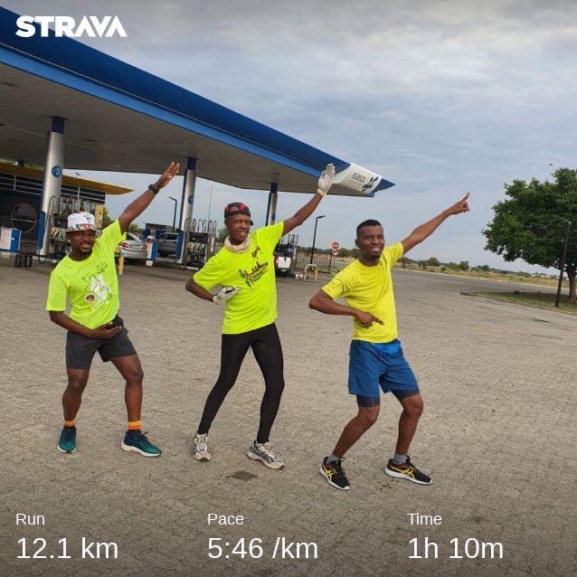 djessence_k's tweet photo. Count me inππΎππΎ
Day6 #AdventRunningChallenge
Day2 10x10 #GaboroneStridersChallenge
#RunningWithTumiSole #RunForSomething #runner #runningismytherapy #runningday #runningstreak #runningforlife #runninglifestyle #runningculture #runningisfun https://t.co/aXuR47cbtv