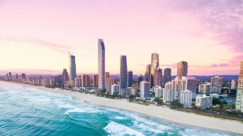 NEWSProperty's tweet photo. Why Queensland is being hit by a ‘Mexican wave’ https://t.co/ZBIWTCywg0 @realestate_au #sunshinestate https://t.co/pdyjmchDUC
