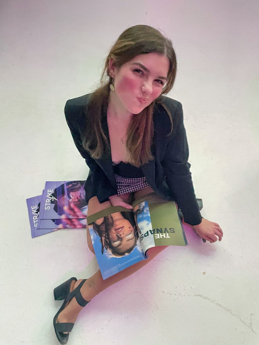 PiperLeistman's tweet photo. hey @tyrabanks https://t.co/rY9RzncRS2