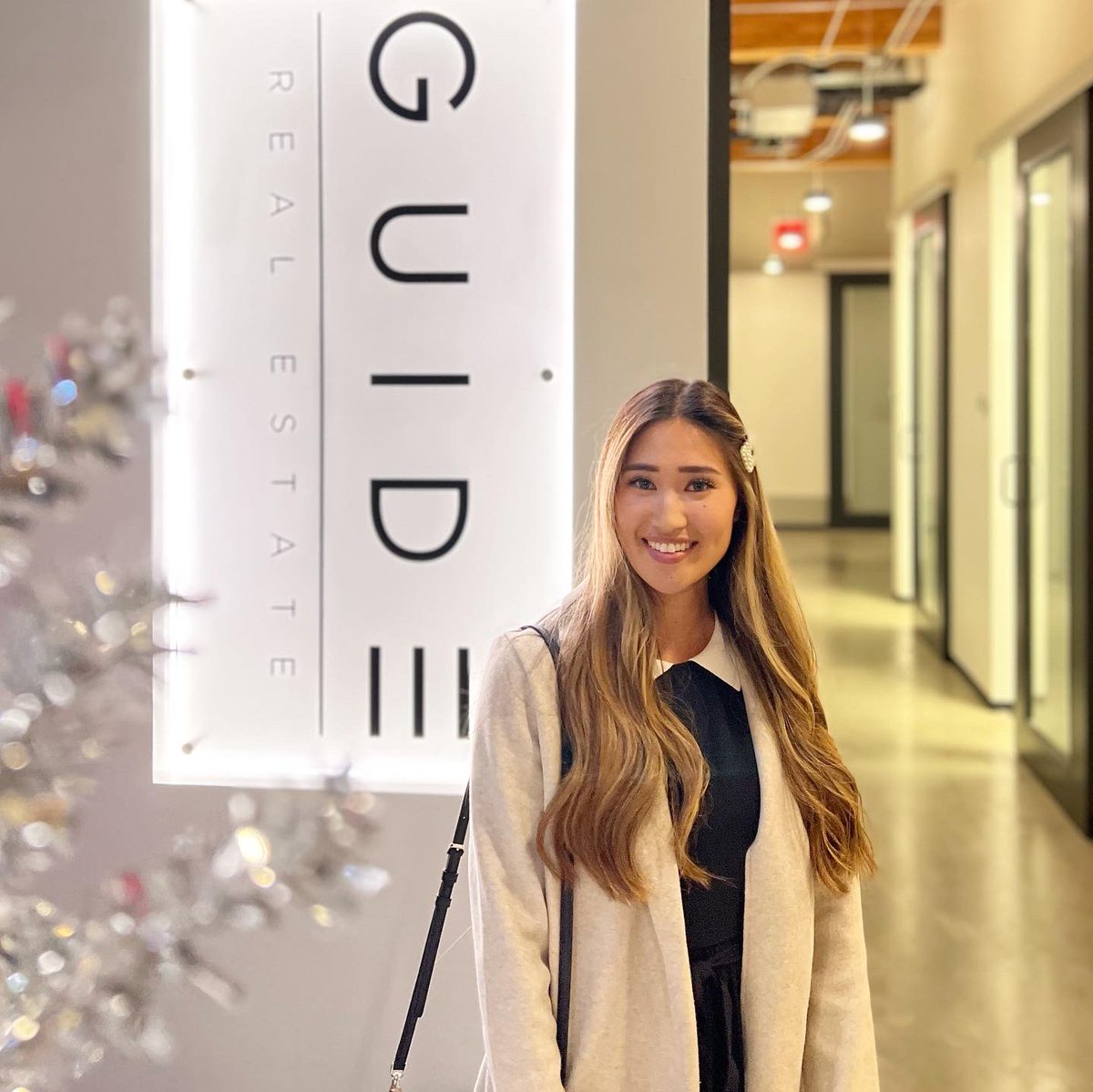MikuniTaro's tweet photo. First time visiting Chisay’s office &amp; meeting her teammates! Very encouraging to hear that she is doing great! #MikuniEstates #GuideRealEstate  #IceBlock https://t.co/LAtrA3MEFi