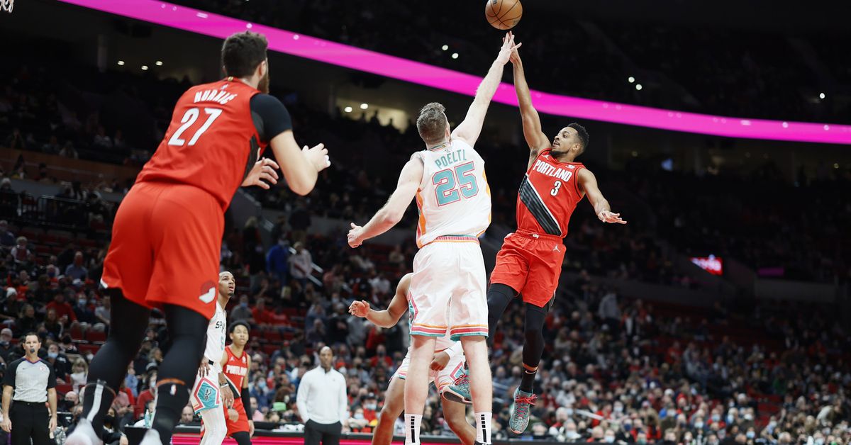 Spurs Gouge Lillard-Less Blazers: Soobum Im-USA TODAY Sports Portland loses a rare home game in head-scratching fashion. The Portland Trail Blazers didn’t miss Damian Lillard in an earlier outing this week against the lowly Detroit Pistons, but… https://t.co/2NSEksyyiz #RipCity https://t.co/CxKPESfSav