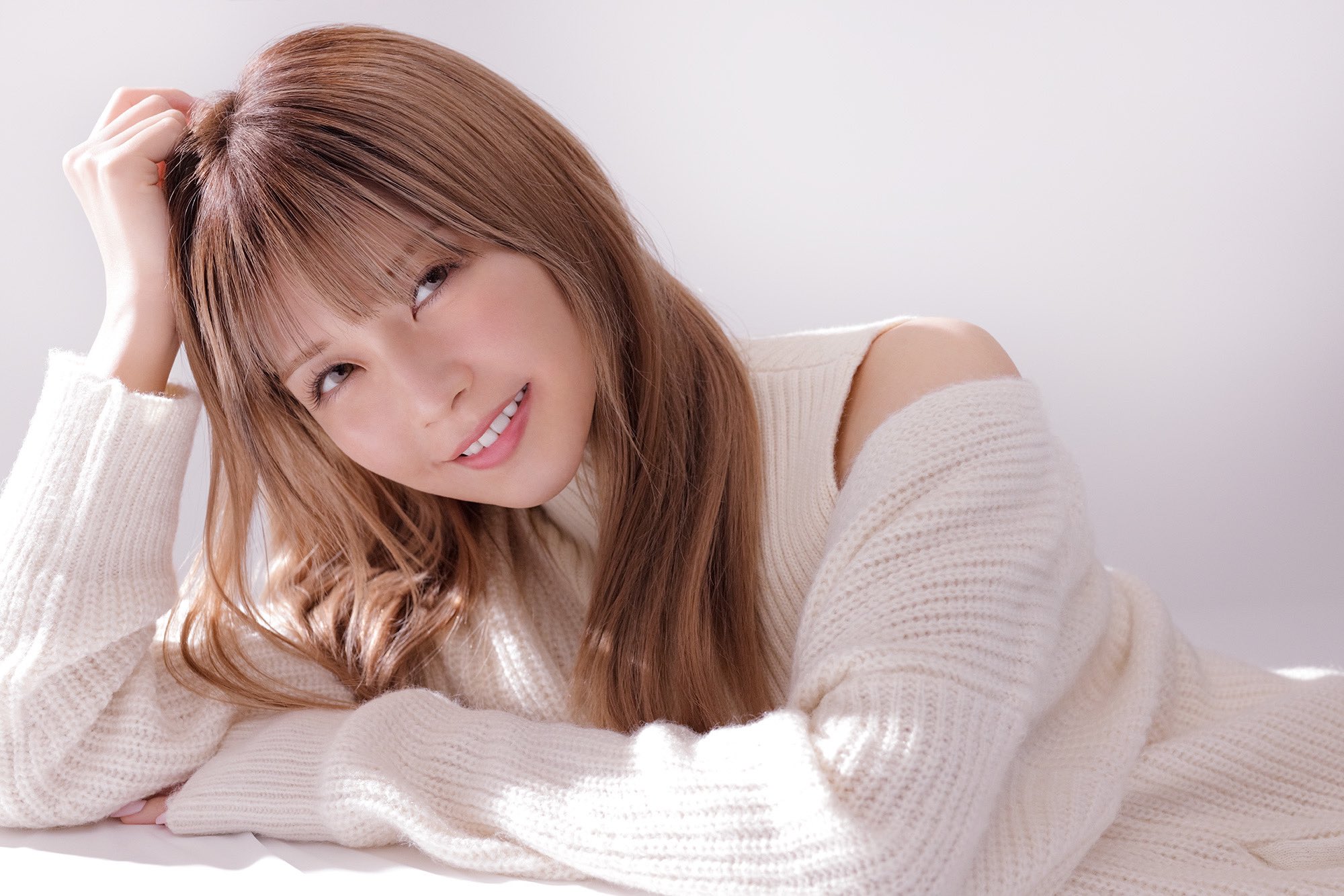 宇野実彩子 a 私がイメージモデルをしている薬用ホワイトニング歯磨き粉 Asplush の新ビジュアルが公開されました 私は3つのフレーバーをその日の気分で選んで使ってるよ 今日はどれを使おうかな 詳しくはコチラをチェック