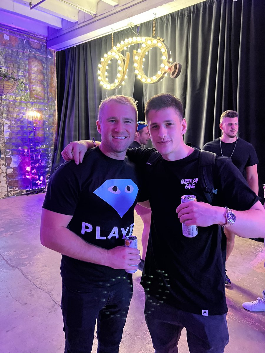 Lelospunk's tweet photo. What a day 
Shoutout to @GutterCatGang for pulling off a crazy Gutter City,that warehouse is lit🔥Met so many of you, i had a blast!The thing that surprised me the most is how many builders r in the gutter.Everyone was up to something. So many genuises, im damn Bullish😼
GangGang https://t.co/I7ollS4iY5