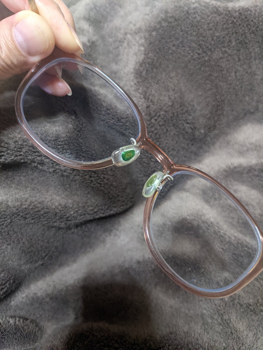 Jins メガネ民のみなさんーー ノーズパッド 丁番ネジの交換 メガネ調整 視力検査 ぜーーんぶ無料で対応しておりますよ Jins 鼻パッド Twitter