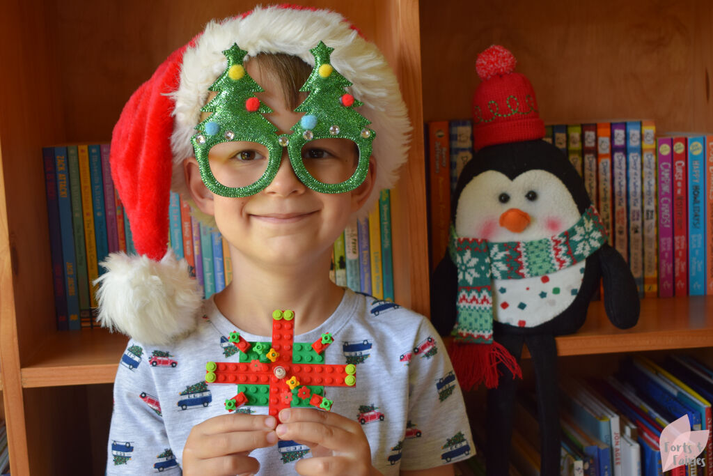 LisaTrollip's tweet photo. Join #LEGOSouthAfrica in building a #LEGO star holiday decoration! For every star that’s built and shared on social media with #BuildToGive and #LEGOSouthAfrica before the end of December, the @LEGO_Group will donate a set to a child in need. #LEGOSA #BuildToGiveSouthAfrica https://t.co/uzBKWgRnFq