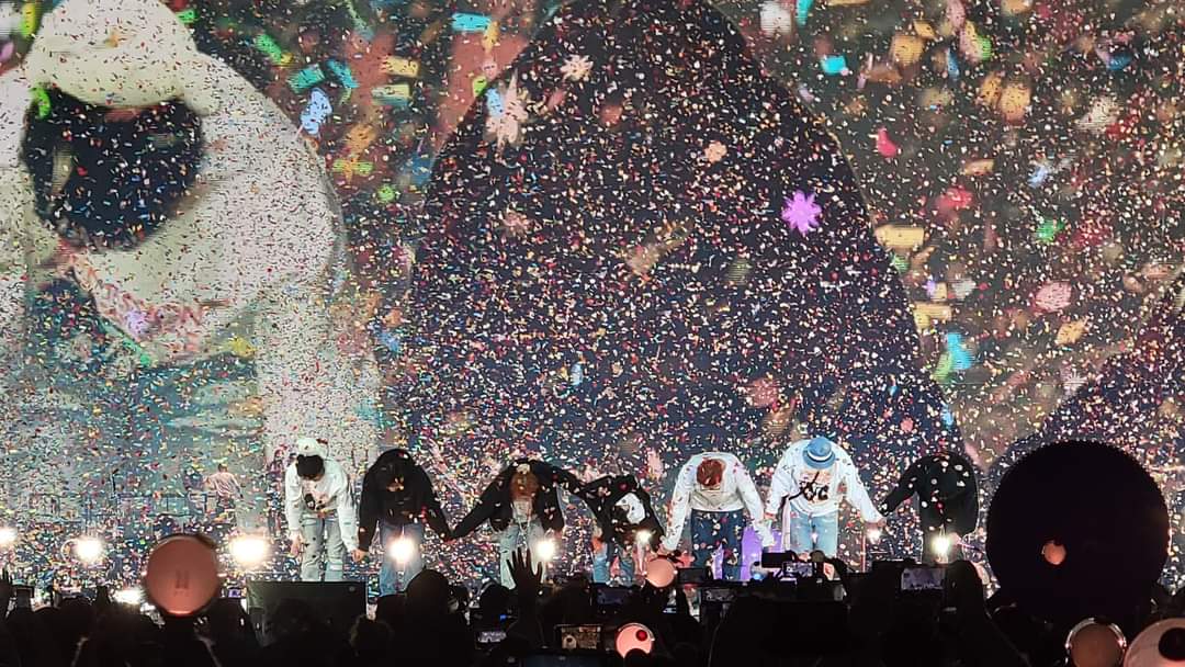 parkulfaa's tweet photo. day 4 is now finally over!! thank you bts for such a wonderful concert you, see you next time 💜

#PTD_ON_STAGE_LA 
#PTD_ON_STAGE_LA_Day4 
#PDT_ON_STAGE https://t.co/xwcrDjyzuI