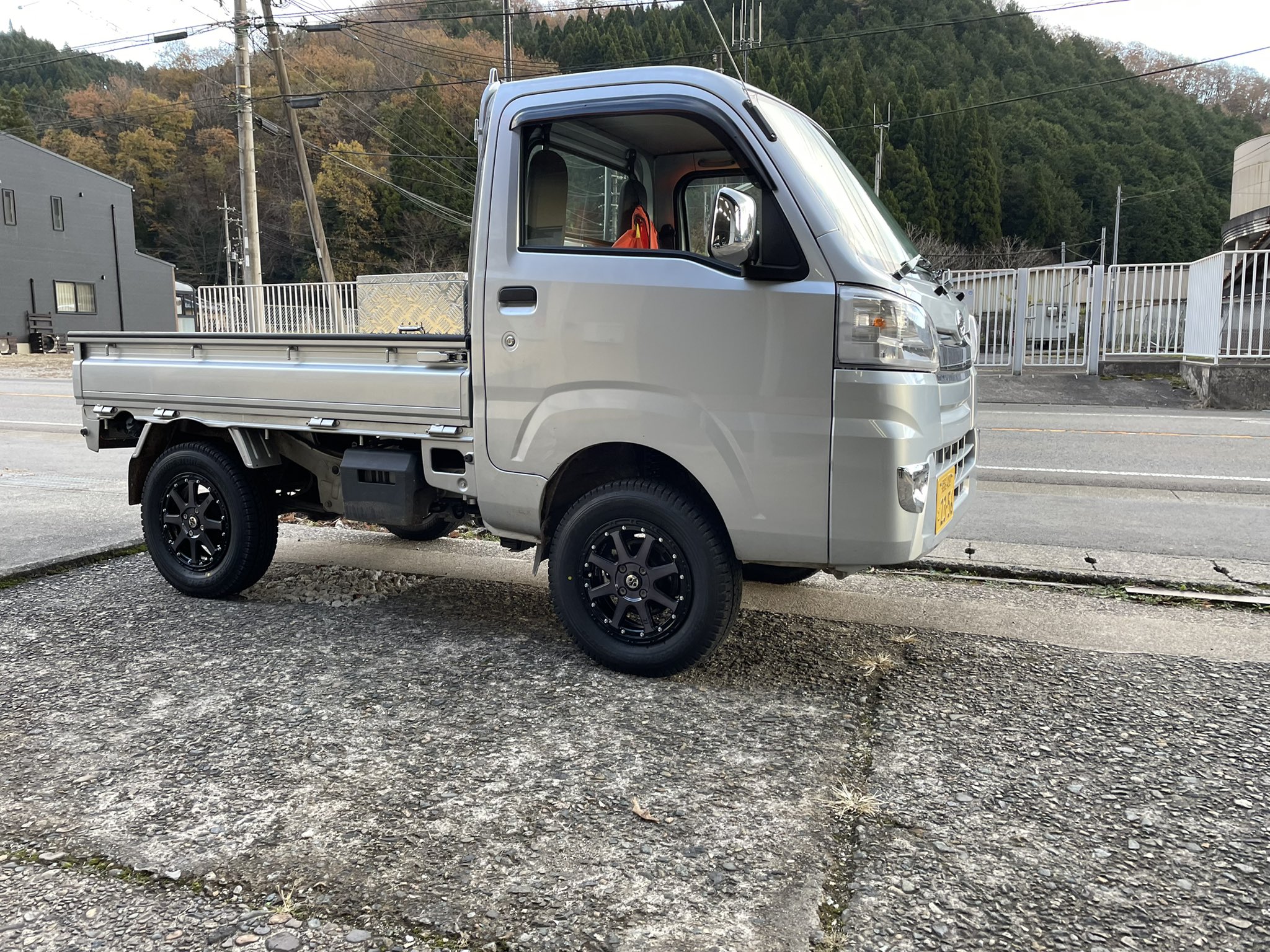 ◇セール特価品◇ S200系 ハイゼットトラック 2インチ リフトアップ