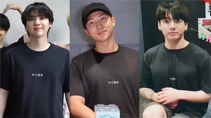 heyiwannafly's tweet photo. For everyone asking me about the Hybe Gym Tee. It’s those Nike Puma silky type of T-shirt material? Not the usual T-shirt cotton material. https://t.co/5bAbVeQJUU