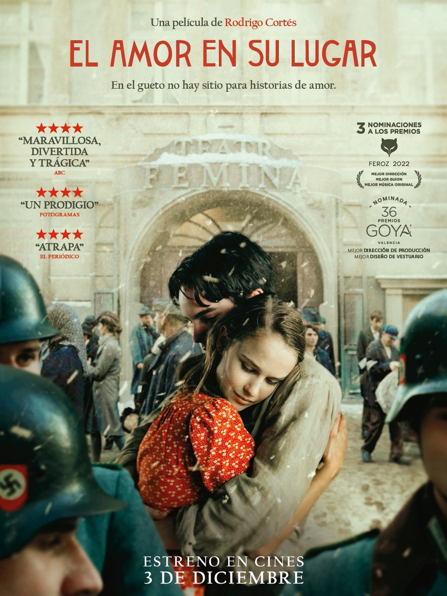 acontrafilms's tweet photo. Ya en cines “EL AMOR EN SU LUGAR” de Rodrigo Cortés. Inspirada en hechos reales nos habla del amor y la supervivencia en el gueto de Varsovia durante la ocupación nazi. Una película sobre un grupo de actores que, tras la representación de un musical, buscan la forma de fugarse. https://t.co/xJ9Sledhtc