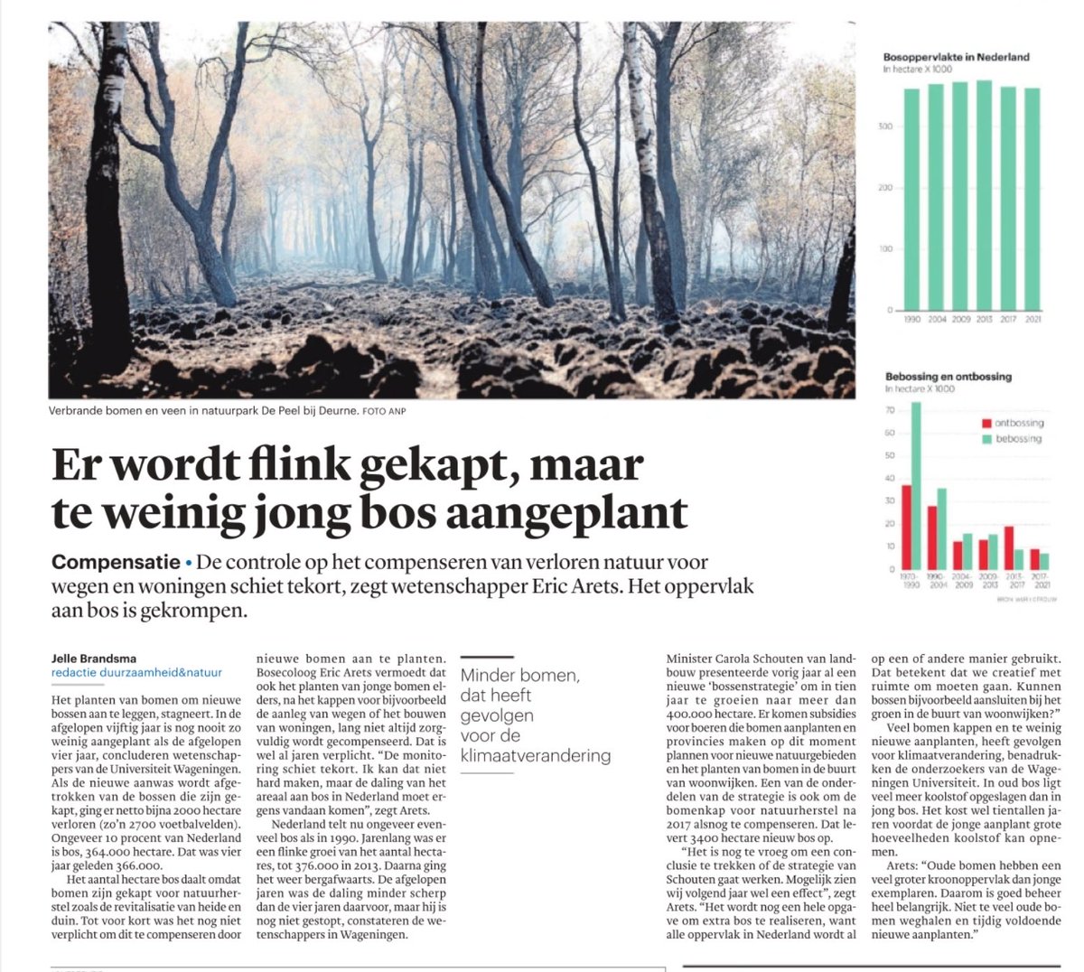 WillemFerwerda's tweet photo. De afgelopen 50 jr is nog nooit zo weinig aangeplant terwijl flink wordt gekapt. In oud bos wordt  meer koolstof opgeslagen dan aanplant. Het kost decennia voordat aanplant veel CO2 kan opnemen. Niet te veel oude bomen weghalen en tijdig voldoende nieuwe aanplanten. Bron: ⁦@WUR https://t.co/EVeiqF0P7N