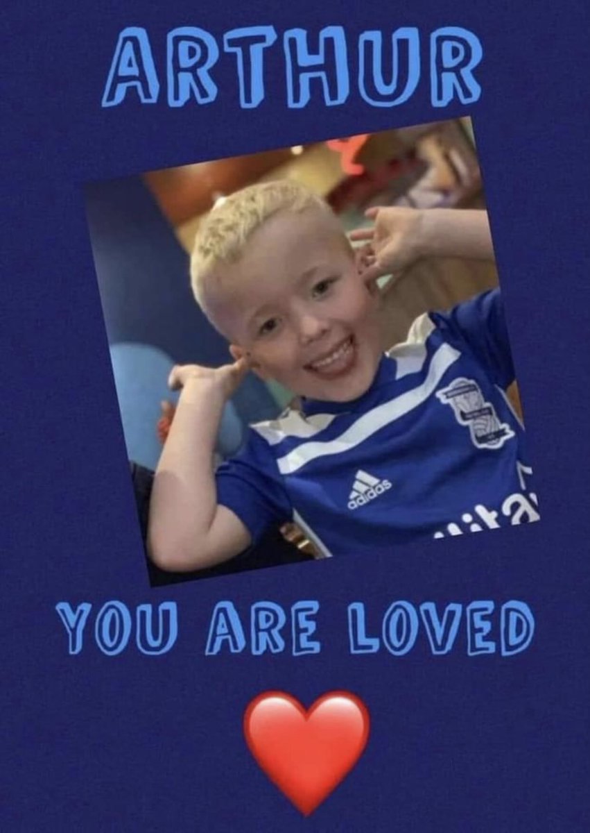 From every football fan no matter who you support let’s get this retweeted to show this little man that he was loved. RIP little man. #football #EFL #EPL  #Arthur