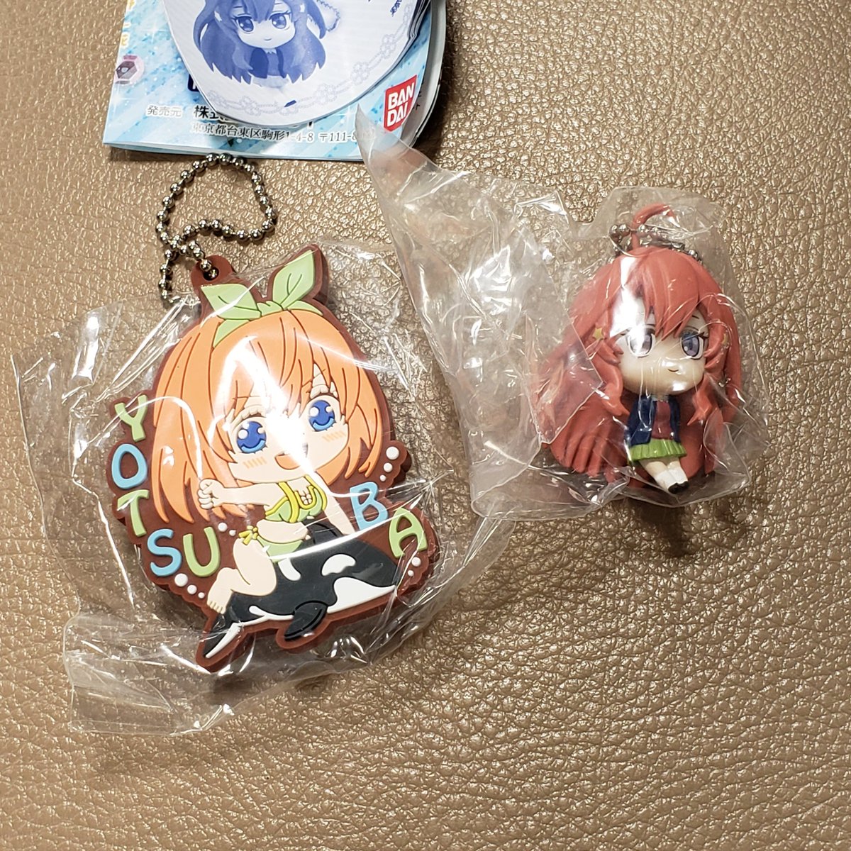 無かったからどっちか買いに行こかなー
立体物のが欲しい派だけど可愛いのはラバストよのう、水着だし! https://t.co/b4hJbZs1xS 