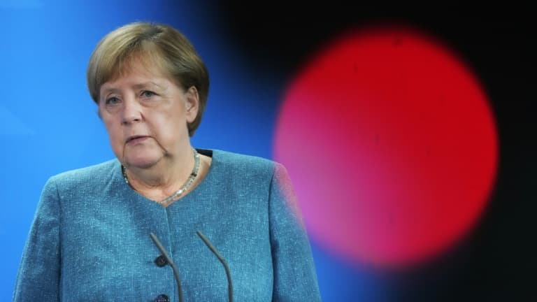 BFMTV's tweet photo. 🔴 EN DIRECT
Covid-19: l'Allemagne va imposer des restrictions drastiques aux non-vaccinés
https://t.co/nE0bit5wFE https://t.co/a3bZTxqGA2