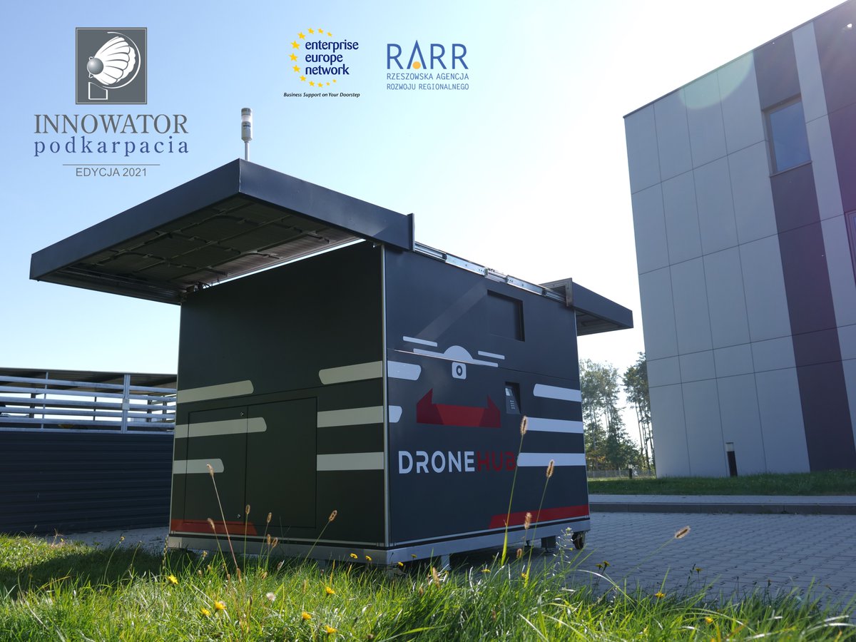 dronehub_ai's tweet photo. Dronehub oficjalnie zyskał miano Innowatora Podkarpacia 2021 🏆 Dziękujemy za tak prestiżowe wyróżnienie! 

#innowatorpodkarpacia2021 #rarr #aeropolis #dronehub https://t.co/LobeNuVF9Z