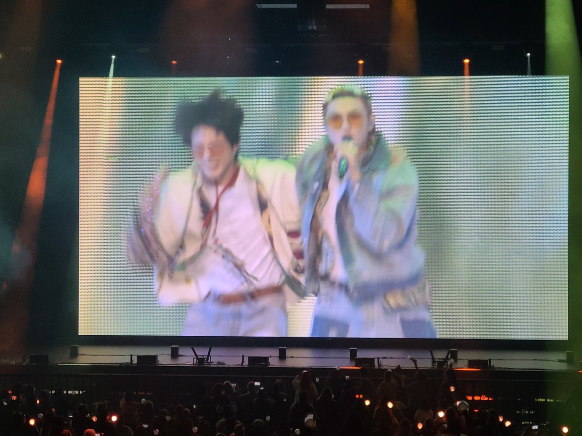 2Dbangtan's tweet photo. Namjin r so chaotic every pic I have of them together is blurry for #PTD_ON_STAGE_LA https://t.co/PPWSLdWhLY