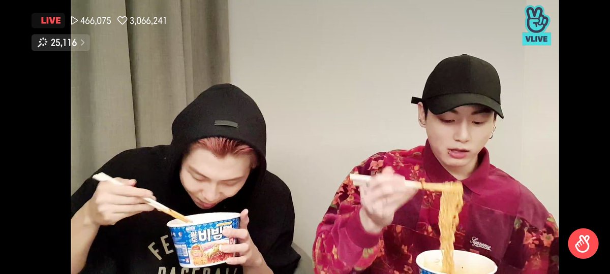 jjk1___97's tweet photo. NAMKOOOOK 😭😭💜💓
#whatiswork🥲 https://t.co/bY9pvB3FZ2