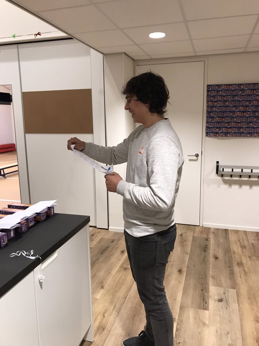 Het jaarlijkse gedicht van @PABOKPZ voorgelezen door Luc. Bedankt KPZ voor t mooie cadeau en gedicht
