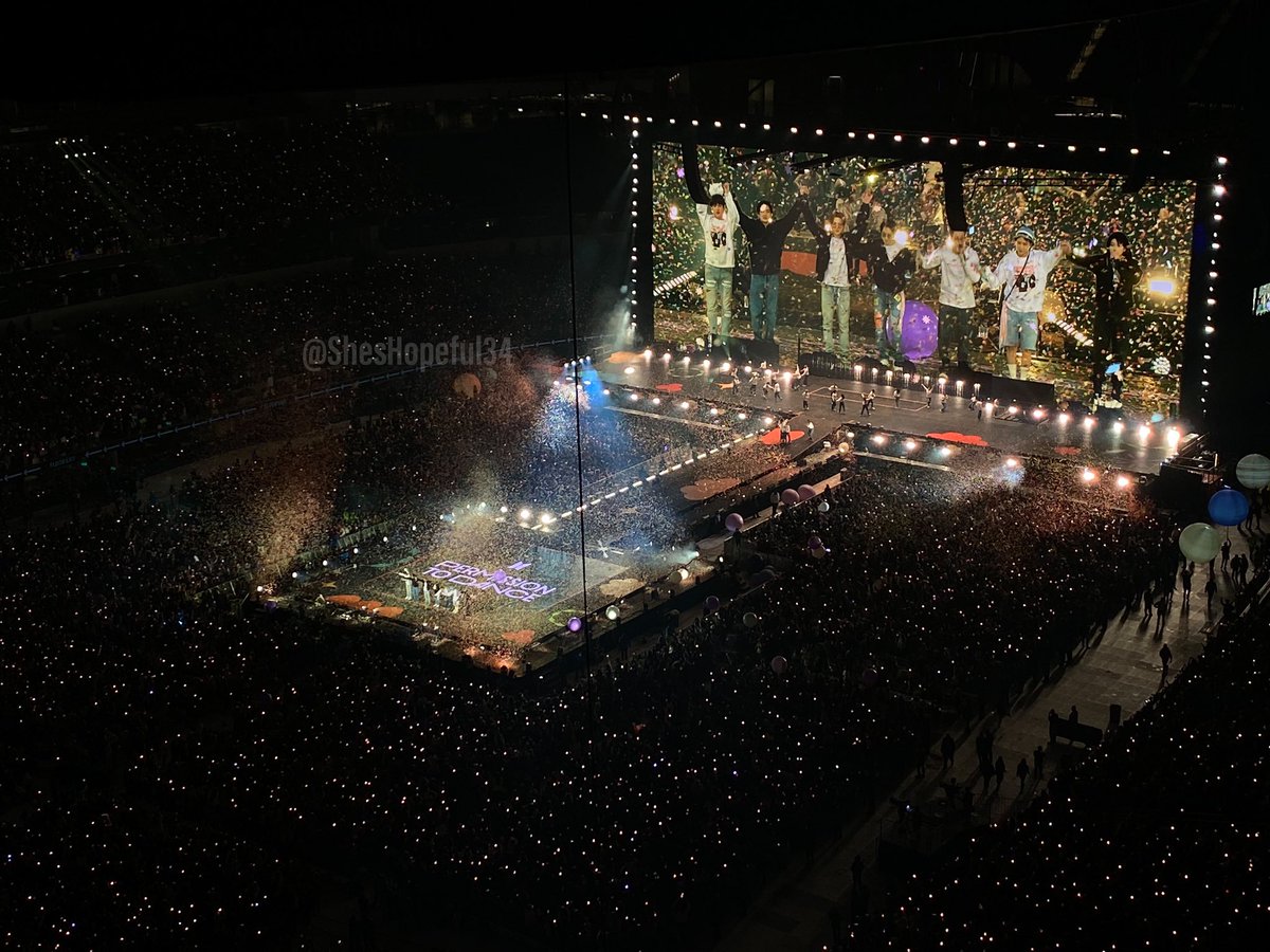 ShesHopeful34's tweet photo. After all this timeβ¦ Itβs been THE BEST DAYS IN YEARS! Thank you BTSβ¦ So until next time. I love yβall. Stay healthy. Strong power. π₯Ίππ #PTD_ON_STAGE_LAΒ #PTD_ON_STAGE_LA_Day4 @BTS_twt #NativeARMY https://t.co/kR6nfUWuWo
